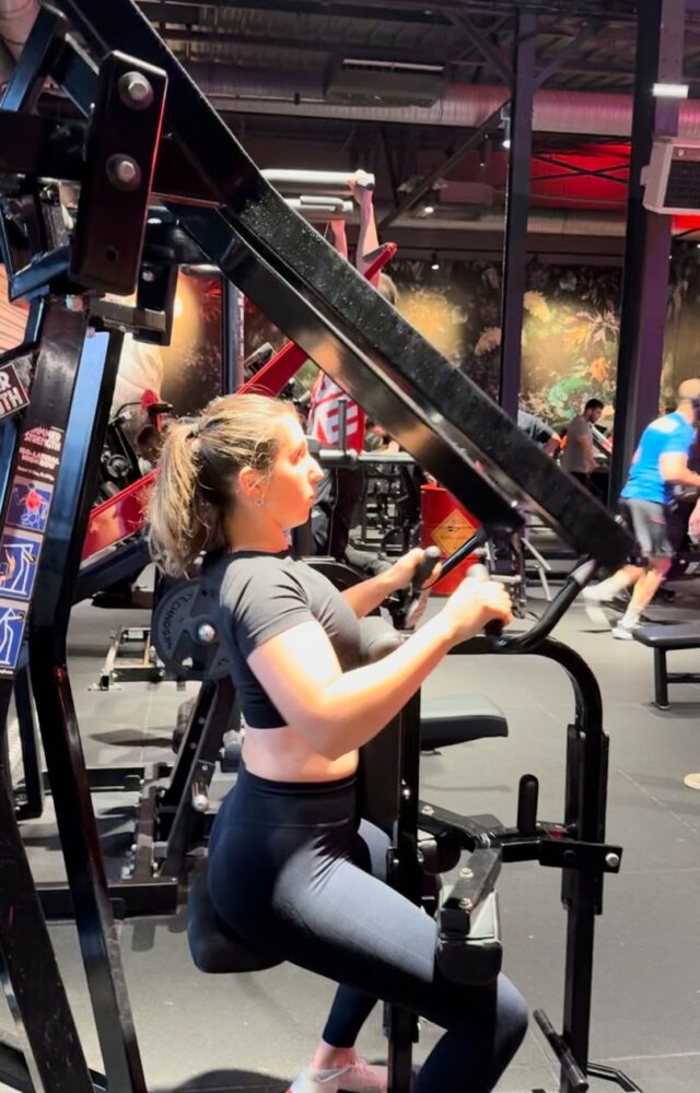 Charlotte Eppling, coach sportive Elite Sport Performance à Strasbourg, à l'entraînement en salle